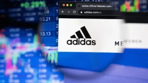 تقييم محللي البنوك الاستثمارية لسهم أديداس