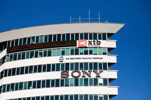 العمولة في التداول عبر منصة XTB: ما أهميتها وكيف تؤثر على أرباح المستثمرين؟