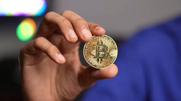 بيتكوين ترتفع مجددًا وسط رهانات خفض الفائدة الأمريكية وتصاعد الجدل حول الاحتياطي الفيدرالي 2 بيتكوين ترتفع مجددًا وسط رهانات خفض الفائدة الأمريكية وتصاعد الجدل حول الاحتياطي الفيدرالي