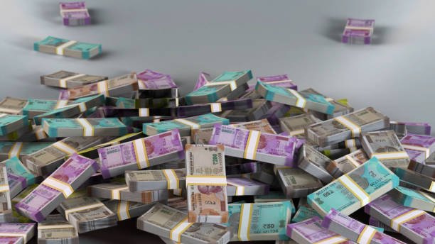 الروبية الهندية تحت ضغط الرسوم الأمريكية وتدفقات رؤوس الأموال الأجنبية 1 الروبية الهندية تحت ضغط الرسوم الأمريكية وتدفقات رؤوس الأموال الأجنبية