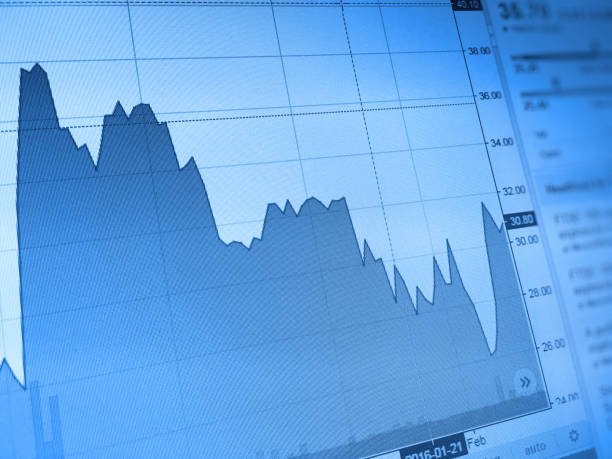 أسهم شرودرز تتراجع رغم ارتفاع الأصول المدارة وتسجيل تدفقات نقدية دون التوقعات