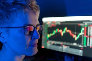 تعلم التداول من الصفر: الدليل الشامل للبدء في أسواق المال