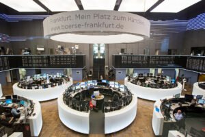 الحرب والتداول: كيف تشكل النزاعات المسلحة أسواق المال العالمية؟ 3 الحرب والتداول: كيف تشكل النزاعات المسلحة أسواق المال العالمية؟