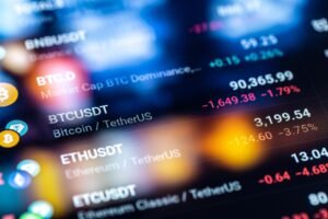 بيتكوين يتراجع دون 67 ألف دولار.. ضغوط الفيدرالي والتوترات تدفع المستثمرين للحذر 3 بيتكوين يتراجع دون 67 ألف دولار.. ضغوط الفيدرالي والتوترات تدفع المستثمرين للحذر