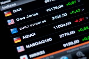 المؤشرات الأمريكية: بوابة فهم حركة الأسواق العالمية 1 المؤشرات الأمريكية: بوابة لفهم حركة الأسواق العالمية