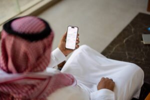 التدول العشوائي: هل يحقق أرباحًا أم يزيد المخاطر؟