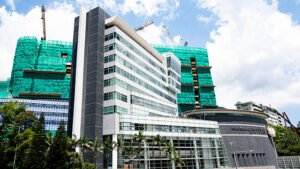 غولدمان ساكس يخفض توقعات الأسهم اليابانية.. الطاقة تضغط على أرباح الشركات ومؤشر TOPIX