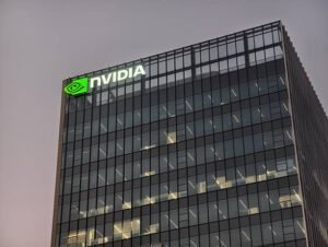 تراجع أسهم Nvidia وAMD مع أنباء عن قيود أمريكية محتملة على صادرات رقائق الذكاء الاصطناعي إلى الصين 2 تراجع أسهم Nvidia وAMD مع أنباء عن قيود أمريكية محتملة على صادرات رقائق الذكاء الاصطناعي إلى الصين