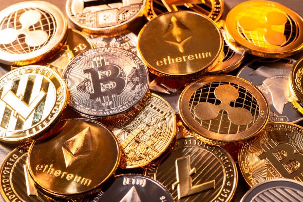 بيتكوين يخترق 80 ألف دولار.. زخم تشريعي ومخاطر تقنية يعيدان رسم مسار السوق الرقمية