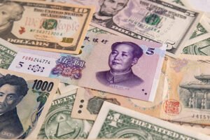 العملات الرئيسية تتباين أمام الدولار مع ارتفاع العوائد وترقب بيانات التضخم الأمريكية 4 العملات الرئيسية تتباين أمام الدولار مع ارتفاع العوائد وترقب بيانات التضخم الأمريكية
