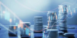 مقايضة العملات: كيف تعمل ولماذا تستخدمها الشركات والبنوك لإدارة مخاطر الصرف؟