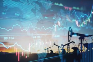 أسعار الطاقة في بريطانيا ترتفع 4% والنفط يهبط مع تطورات مضيق هرمز