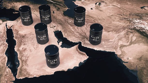 هجوم جديد في مضيق هرمز يرفع مخاوف إمدادات النفط العالمية