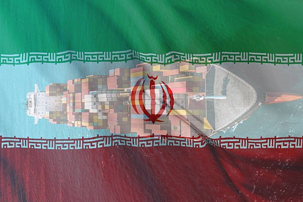 إيران تضع شروطًا لاستئناف المحادثات مع واشنطن وسط تصعيد سعودي حوثي