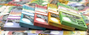الدولار الأسترالي يتراجع عن ذروة 7 أسابيع.. والأسواق تترقب قرار الفائدة وبيانات الوظائف الأمريكية