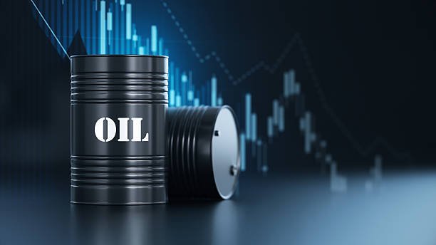 أسعار النفط تتراجع وسط تطورات الشرق الأوسط وترقب الأسواق العالمية